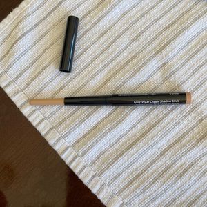 Bobbi brown cream shadow stick in vanilla